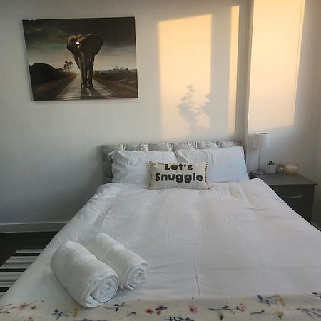 Amazing London 1 Bedroom Flat In Astral House As18 Norbury  Екстериор снимка